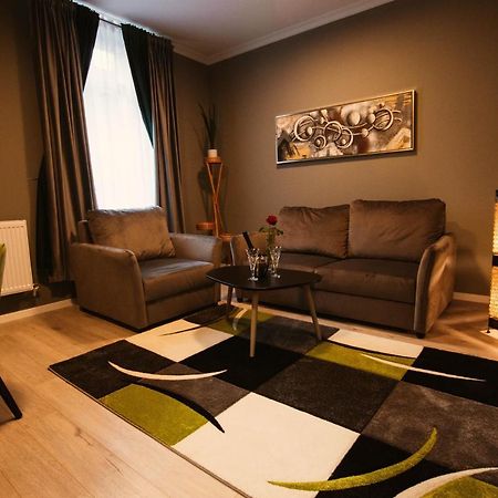 Resita Residence Sauna Apartment Kültér fotó